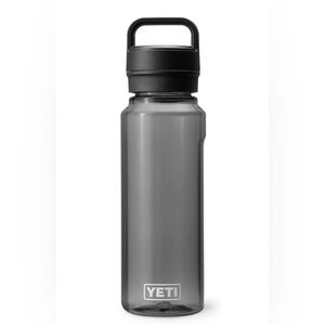 Yeti 1L Water Bottle in charcoal